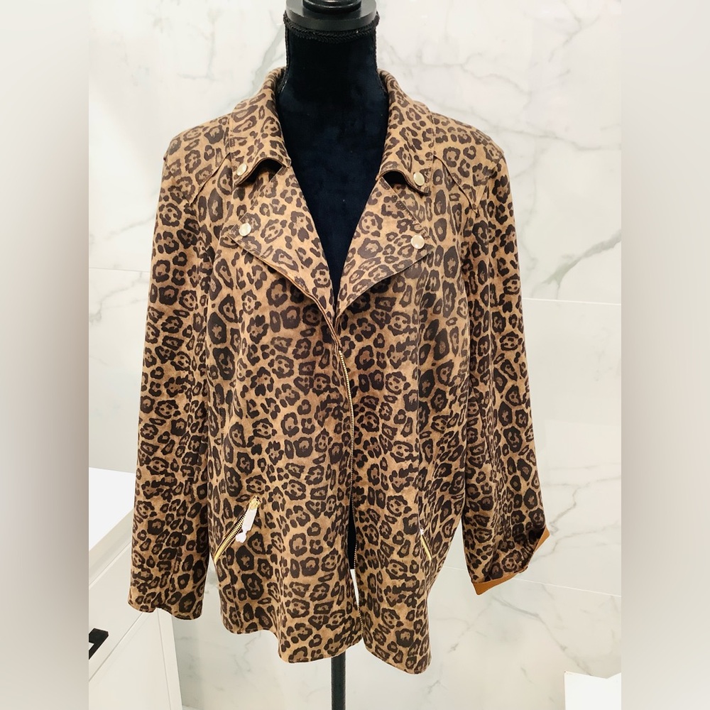 Stylish Lightweight Jacket - image 1